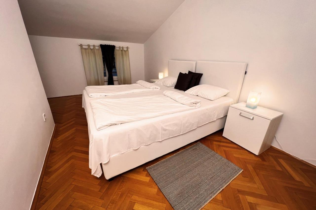 Goran 2 *
